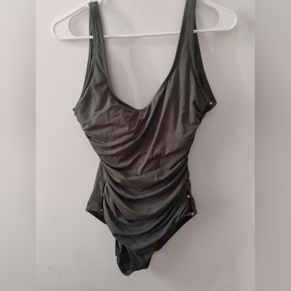 Mothers Day Sale 🌹Carmen Marc Valvo Swimwear in Olive Green